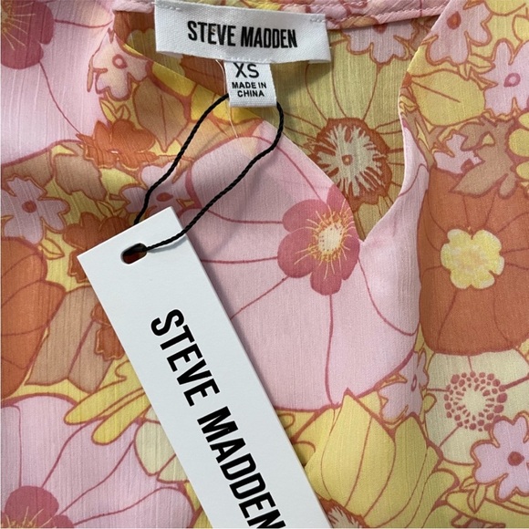 NWT Steve Madden Stevie Top in Pink Floral - Picture 11 of 12